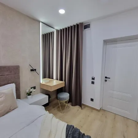 Apartment Casa Chiper - Parter