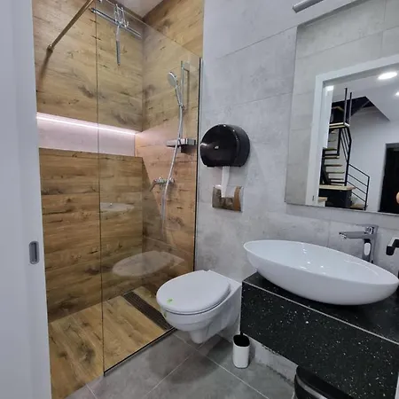 Apartment Casa Chiper - Parter